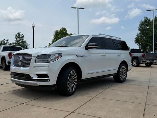 Pristine White 2021 Lincoln Navigator Reserve