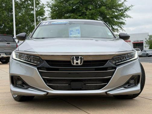 Lunar Silver Metallic 2022 Honda Accord Sport SE 1.5T