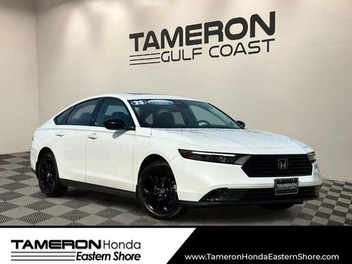 Platinum White Pearl 2025 Honda Accord SE