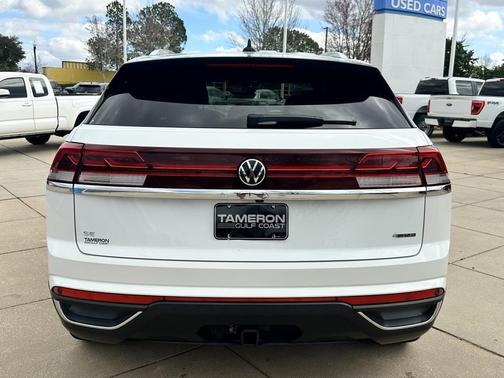 2024 Volkswagen Atlas Cross Sport 2.0T SE w/Technology 4MOTION