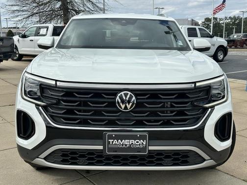 2024 Volkswagen Atlas Cross Sport 2.0T SE w/Technology 4MOTION
