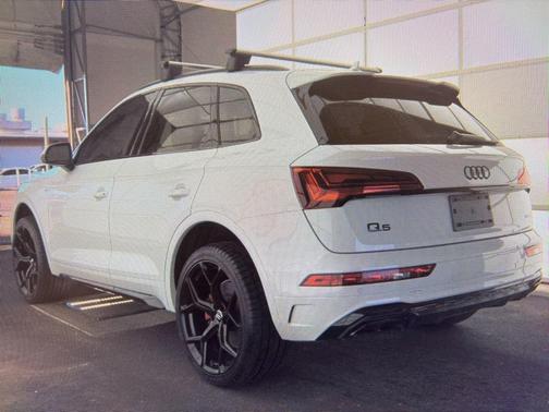 2024 Audi Q5 45 S line Premium