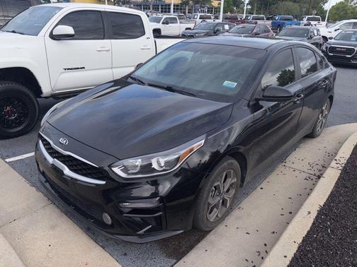 Aurora Black 2020 Kia Forte LXS