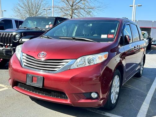 2015 Toyota Sienna XLE