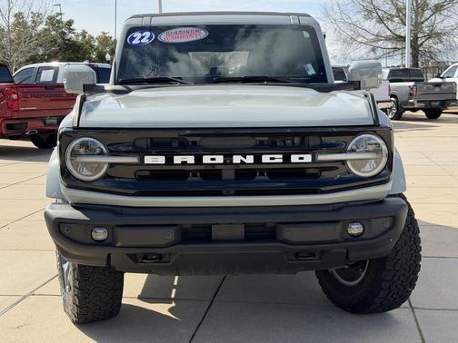 2022 Ford Bronco Outer Banks
