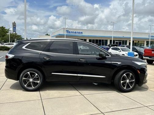 2022 Buick Enclave FWD Essence
