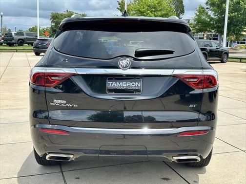 2022 Buick Enclave FWD Essence