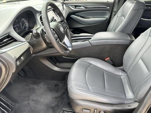 2022 Buick Enclave FWD Essence