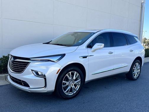 2023 Buick Enclave Premium FWD