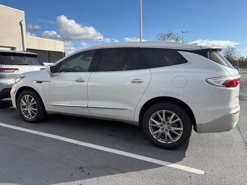 2023 Buick Enclave Premium FWD