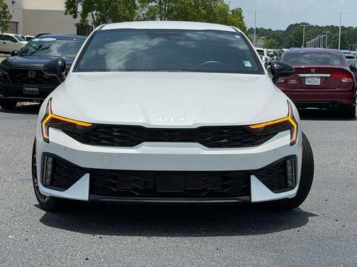 Snow White Pearl 2025 Kia K5 GT-Line
