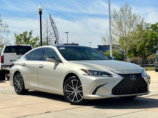 2023 Lexus ES 350 Base