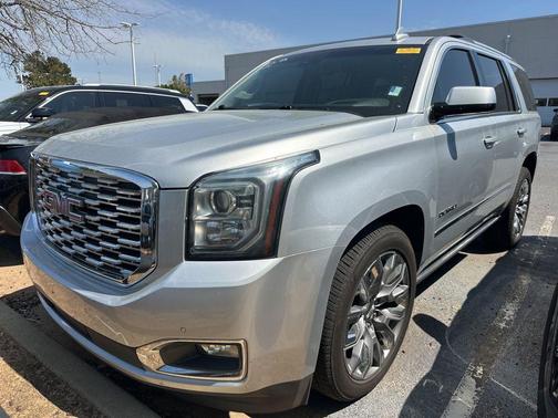 Quicksilver Metallic 2018 GMC Yukon Denali
