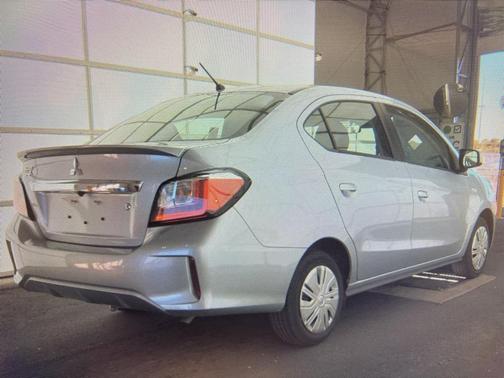 2024 Mitsubishi Mirage G4 ES