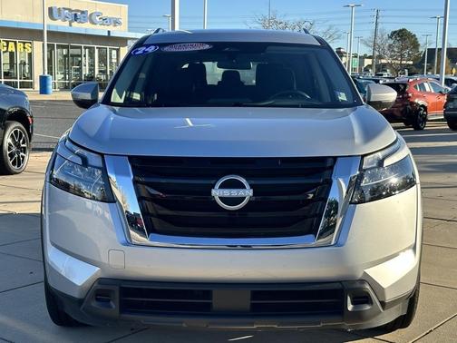 2024 Nissan Pathfinder SV 4WD