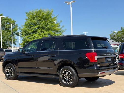 Black Metallic 2024 Ford Expedition Max XLT