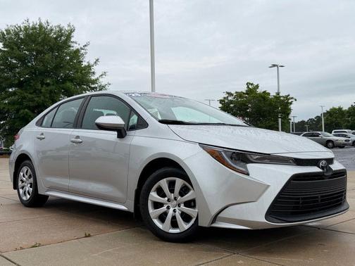 Classic Silver Metallic 2025 Toyota Corolla LE