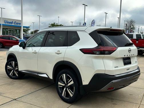 2023 Nissan Rogue SL