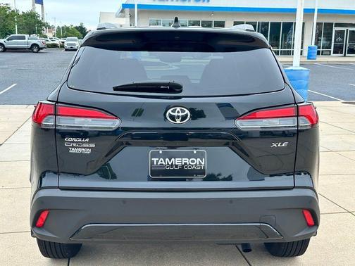 Jet Black 2025 Toyota Corolla Cross XLE