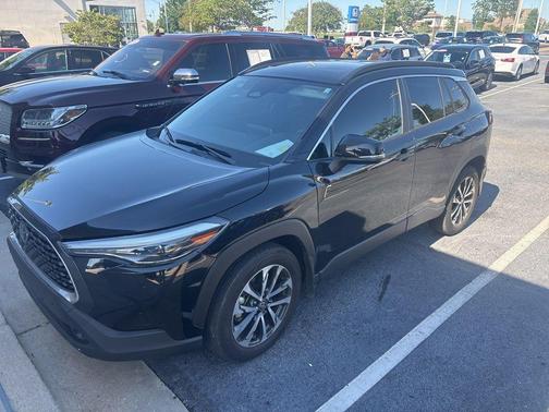 Jet Black 2025 Toyota Corolla Cross XLE