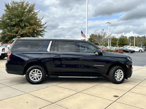 2021 Chevrolet Suburban LT