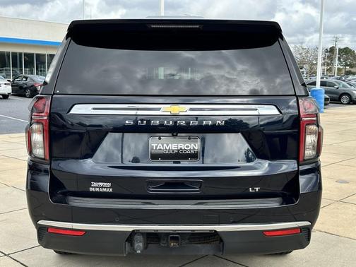 2021 Chevrolet Suburban LT