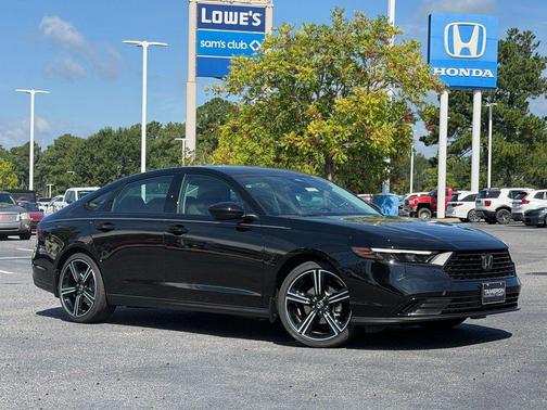 Crystal Black Pearl 2026 Honda Accord SE