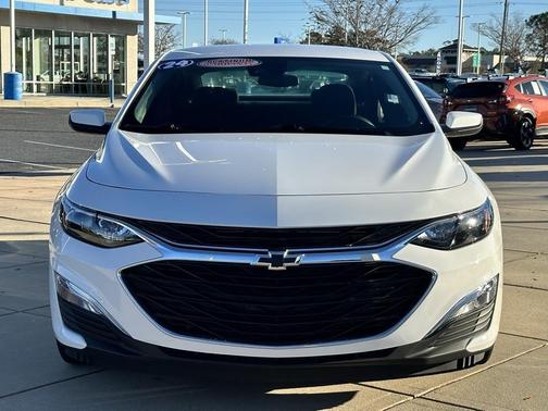 2024 Chevrolet Malibu FWD RS