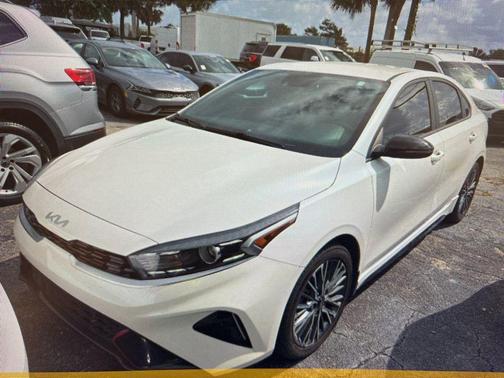 Snow White Pearl 2023 Kia Forte GT-Line
