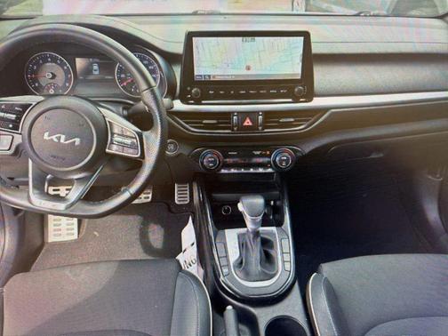 Snow White Pearl 2023 Kia Forte GT-Line