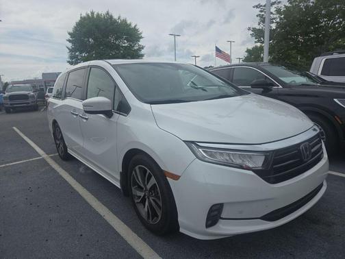 Platinum White Pearl 2022 Honda Odyssey Touring