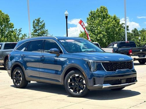 Midnight Lake Blue 2025 Kia Sorento S
