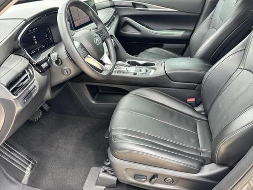 2022 INFINITI QX60 Luxe