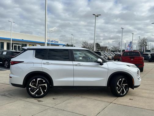 2024 Mitsubishi Outlander SE 2.5 2WD