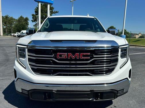 Summit White 2025 GMC Sierra 1500 SLT