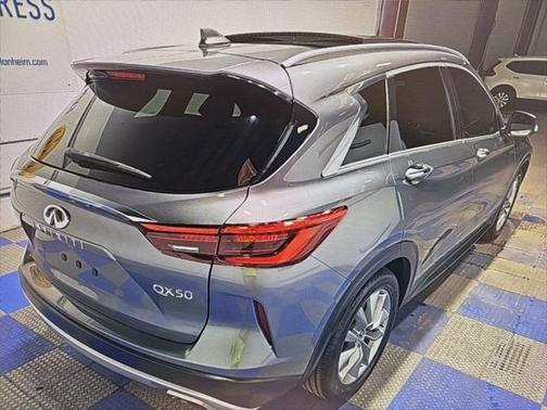2021 INFINITI QX50 LUXE