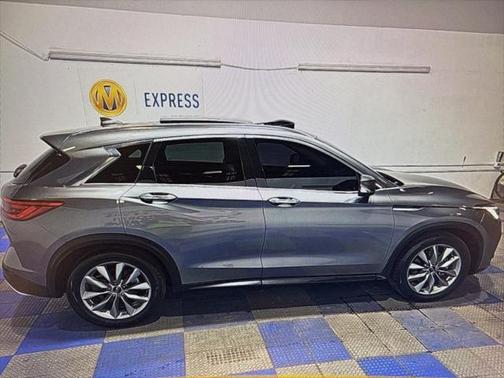 2021 INFINITI QX50 LUXE