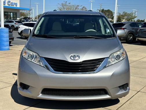 2012 Toyota Sienna Base