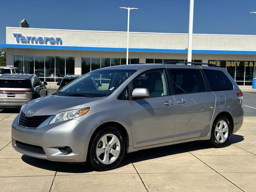 2012 Toyota Sienna Base