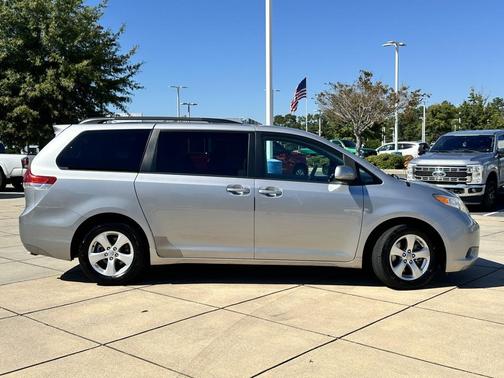 2012 Toyota Sienna Base