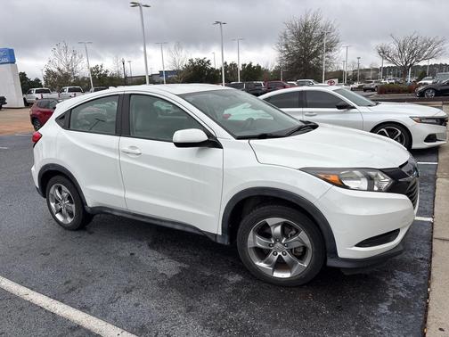 2017 Honda HR-V LX