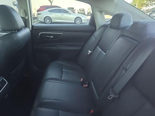 2017 Nissan Altima 3.5 SL