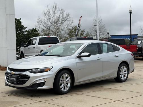 2022 Chevrolet Malibu FWD LT