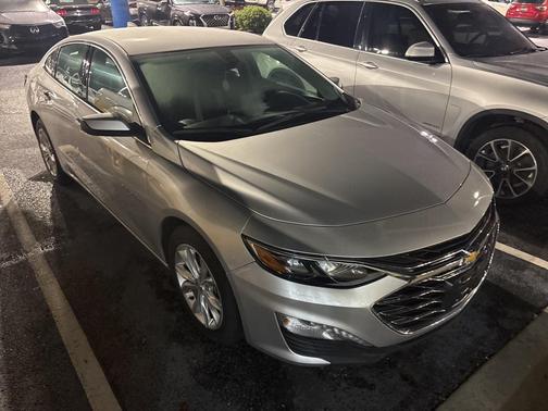 2022 Chevrolet Malibu FWD LT