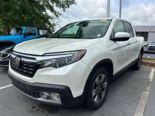 White Diamond Pearl 2017 Honda Ridgeline RTL-E