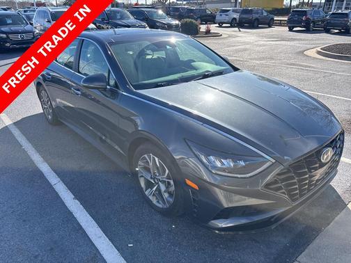 2022 Hyundai SONATA SEL