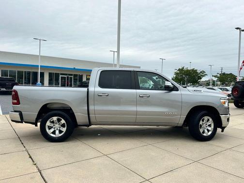 Billet Silver Metallic Clearcoat 2024 RAM 1500 Laramie