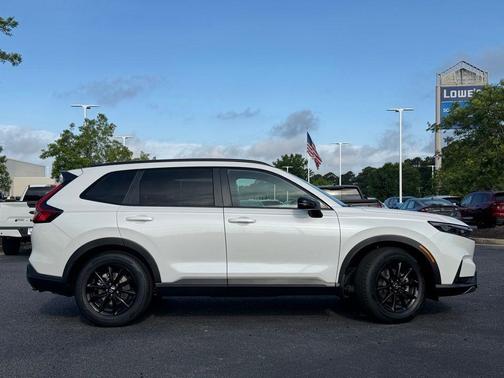 Platinum White Pearl 2026 Honda CR-V Hybrid Sport FWD