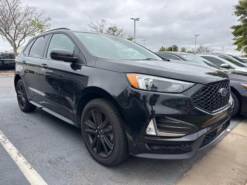 2022 Ford Edge ST Line