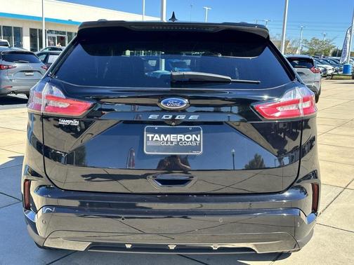 2022 Ford Edge ST Line